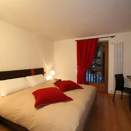 Planpincieux Apart-hotel Courmayeur