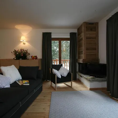 Planpincieux Apart-hotel